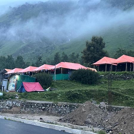 Buddy Hikers Stay Badrinath Luaran gambar
