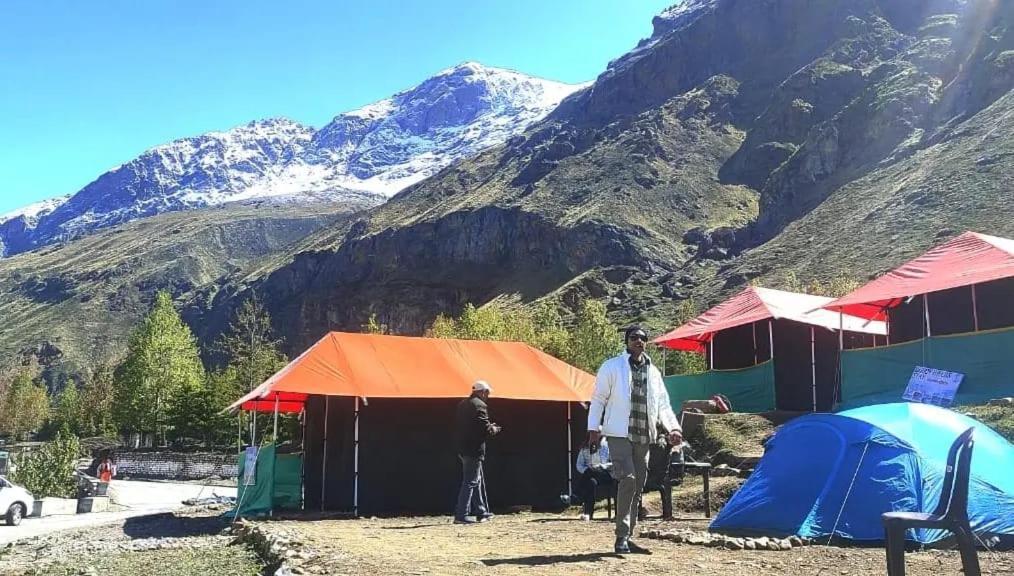 Buddy Hikers Stay Badrinath Luaran gambar