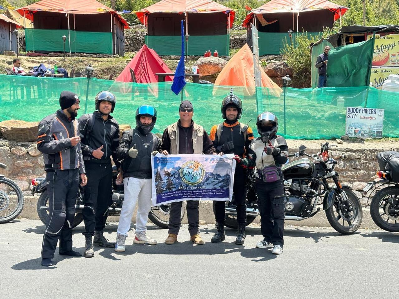 Buddy Hikers Stay Badrinath Luaran gambar